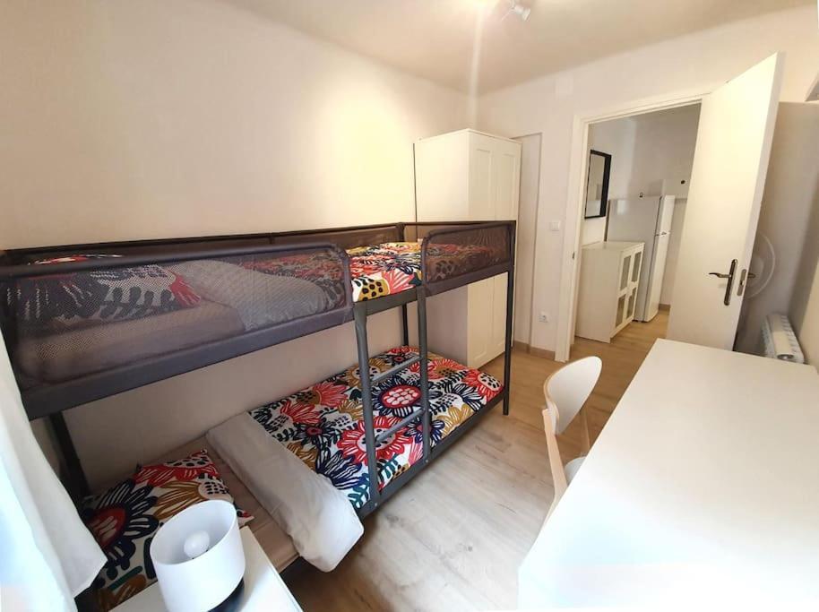Acogedor Piso En El Centro De Sabinanigo Appartement Buitenkant foto